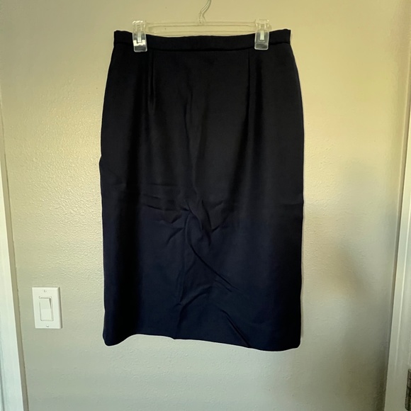 Pendleton sz 12 Navy Wool Skirt - Picture 1 of 5